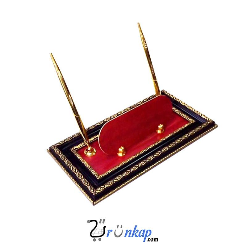 kırmızı deri kaplama masa isimliği